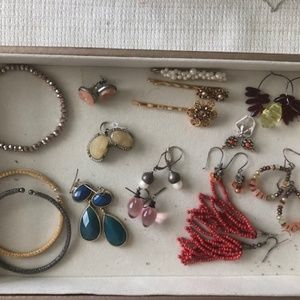 Assorted jewelry